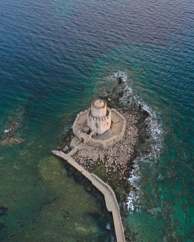 Foto del castillo Methoni a orillas del mar